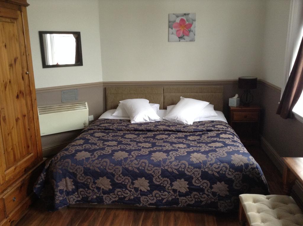 The Crown Inn Benson Экстерьер фото